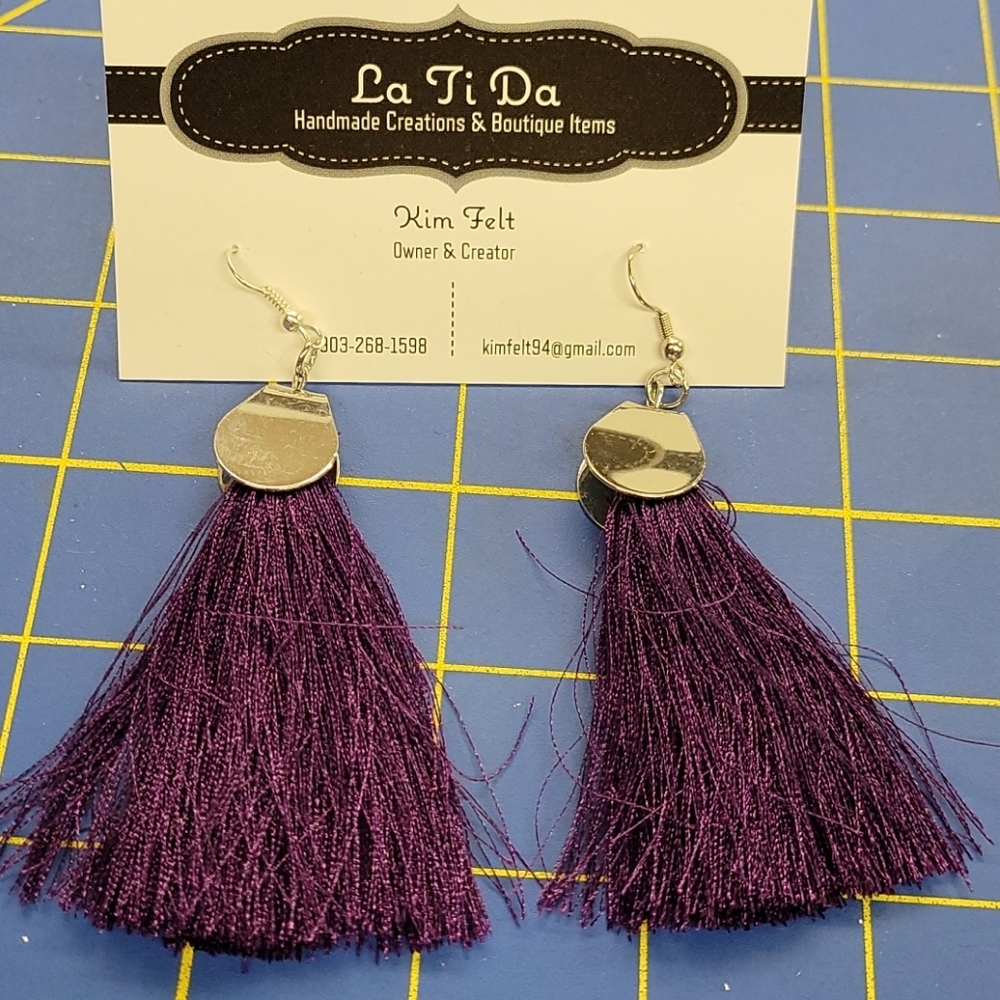 Handmade Earrings 2.5" Tassell Thready